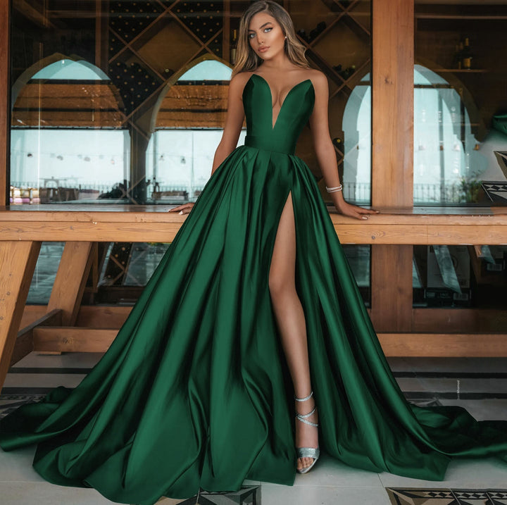 Levoire | Élégante Robe de Mariée Longue Fendue Vert foncé