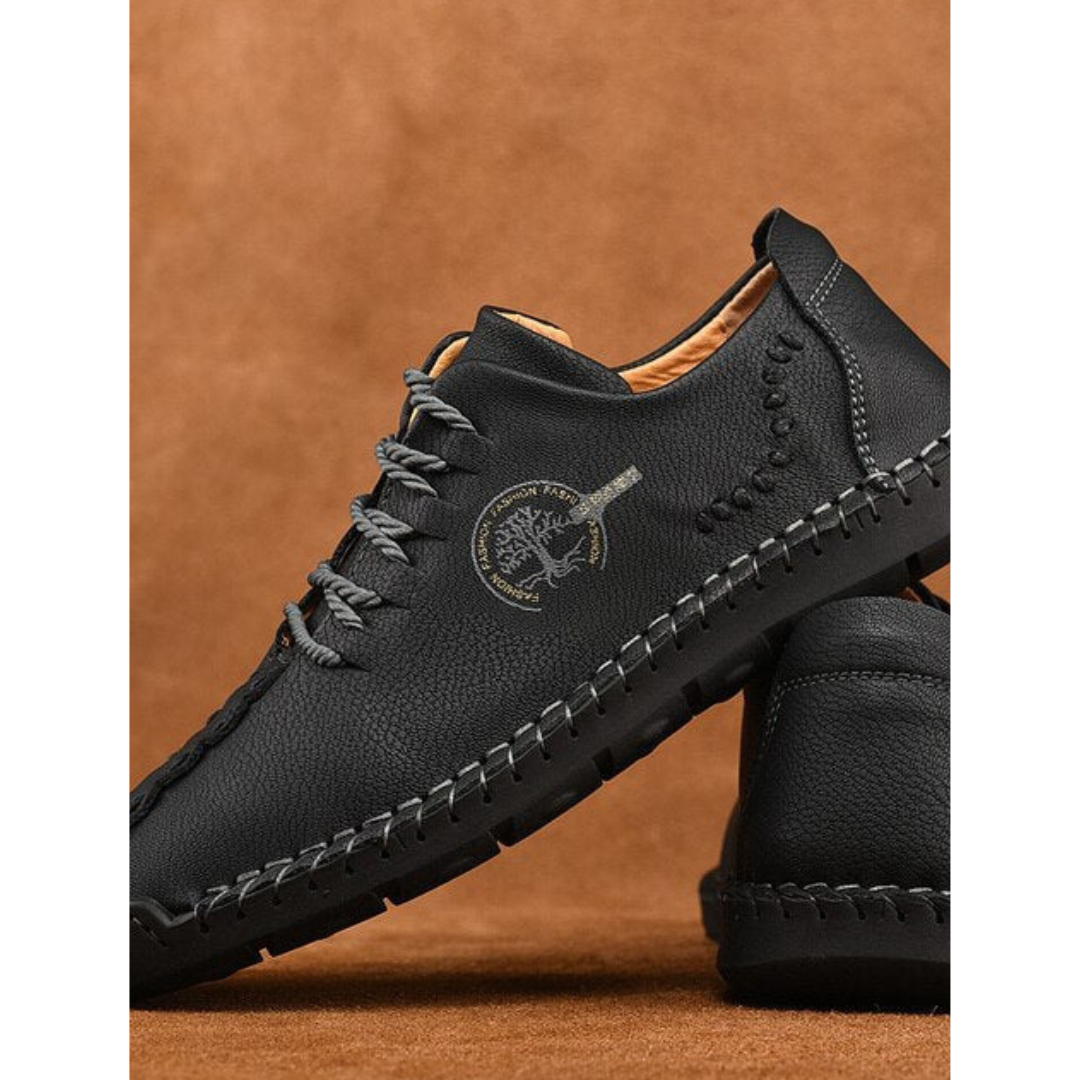 Levoire | Chaussures Pour Hommes Élégantes En Cuir Avec Des Coutures Décoratives Noir