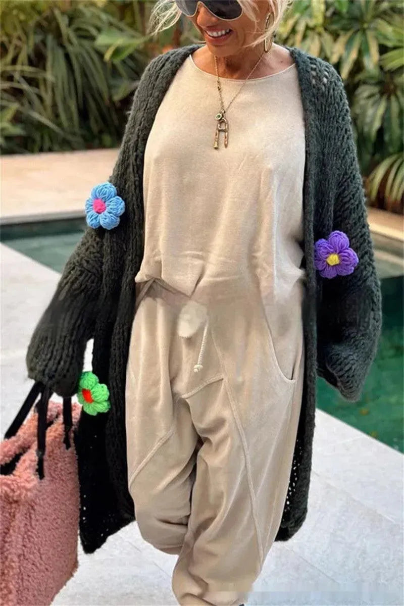 Levoire | Cardigan en tricot long avec des fleurs