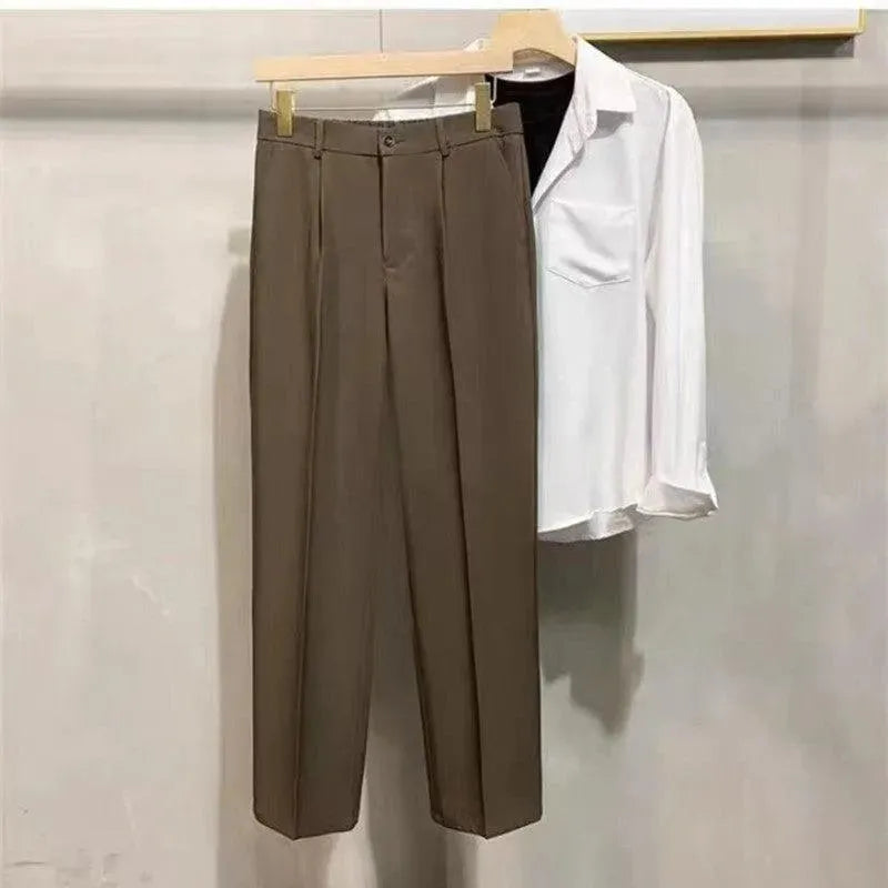 Levoire | Pantalon simple, sans plis, de couleur uniforme