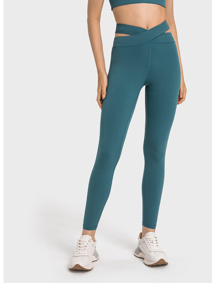 Levoire | Leggings De Sport À Découpes Croisées Pour Femmes Vert