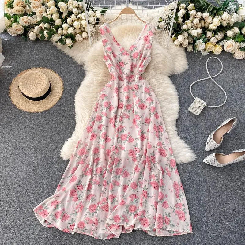 Levoire | Robe longue en sifon à fleurs avec décolleté en V Rosa Une taille