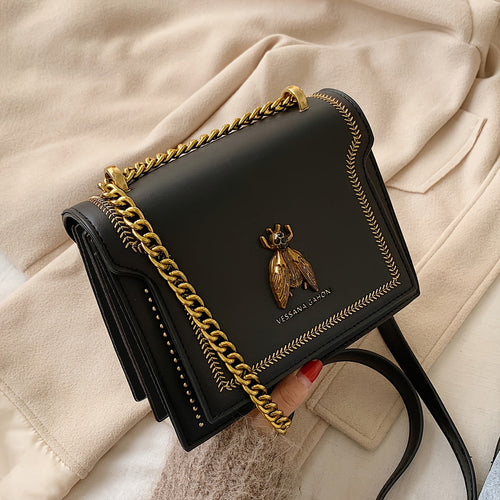 Levoire | Sac À Main Élégant En Cuir Vegan Avec Pendentif Abeille