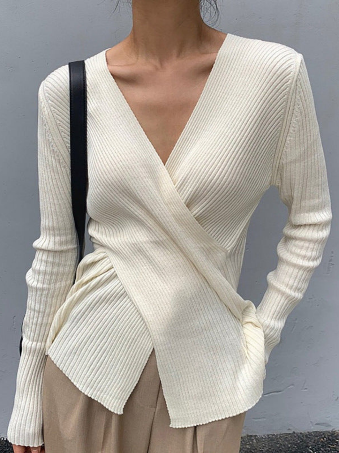 Levoire | Col Coton Croisé Pull Kreemí Taille libre