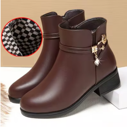 Levoire | Bottes Femme avec Détail Suspendu Talon Bas