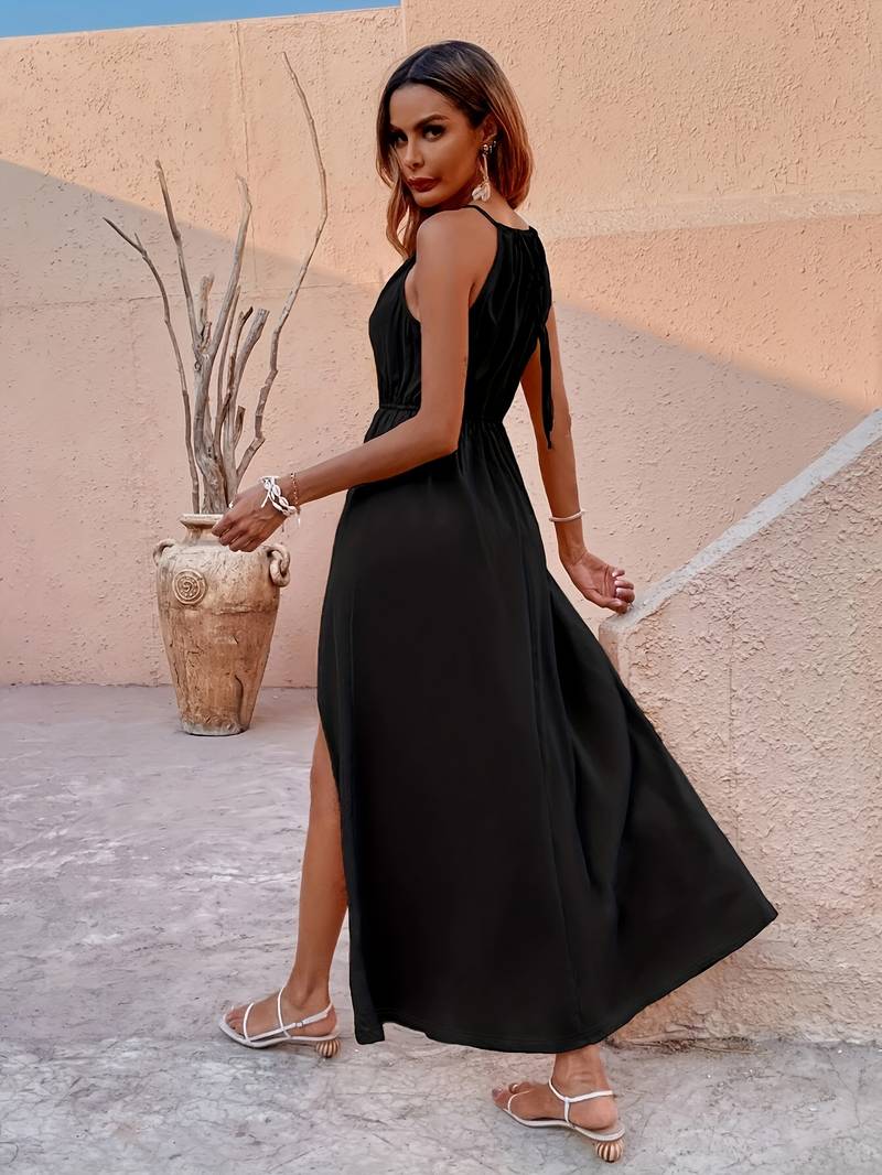 Levoire | Robe Noire À Décolleté Pour Femmes Naomi