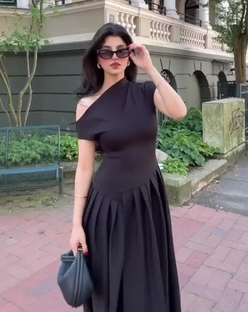Levoire | Jupe Crayon Irrégulière Taille Haute À Manches Courtes Et Encolure Ronde Noir