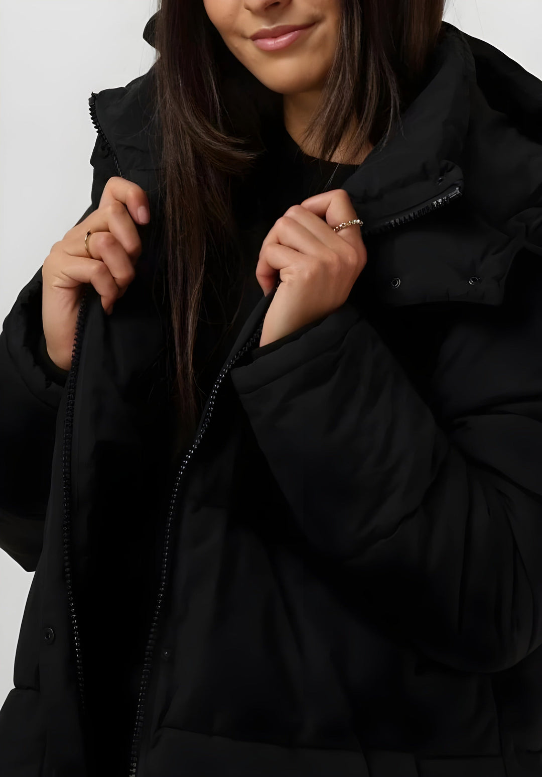 Levoire | Long warm hooded jacket with zipper