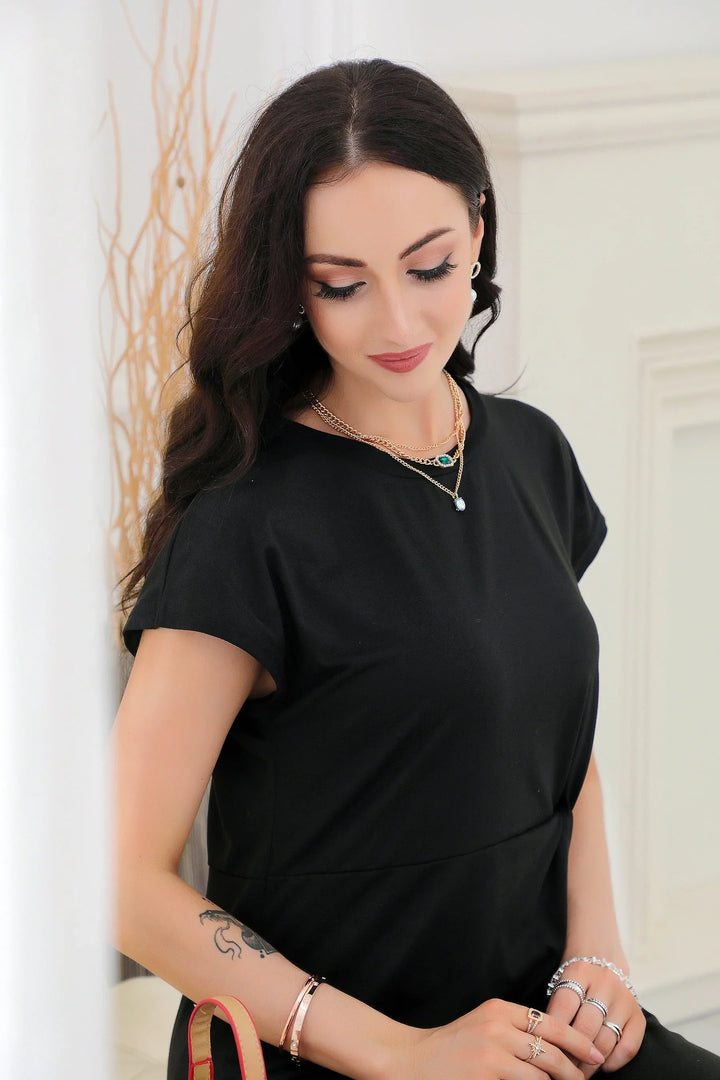 Levoire | Ancienne Robe À Longueur De Genou Avec Col Rond