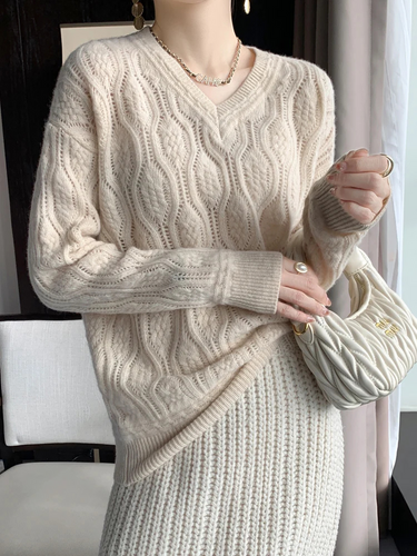 Levoire | Pull élégant en V en tricot à câble pour femmes