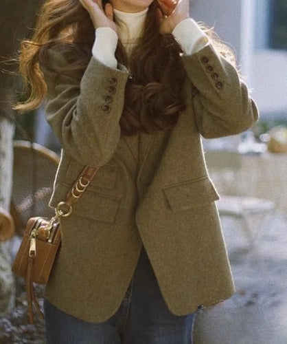 Levoire | Veste Dames Vintage En Grandes Tailles Avec Col À Revers Et Modèle Long