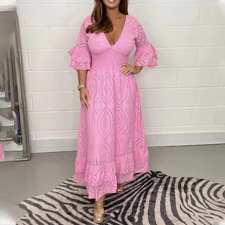 Levoire | Robe Midi Brodée Avec Anglaise Et Manches À Franges Rosa