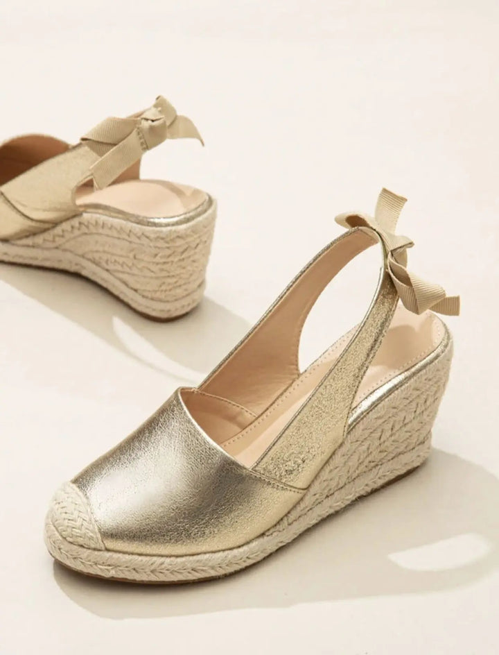 Levoire | Boucle Couleur Dorée Sandales Pour Femmes