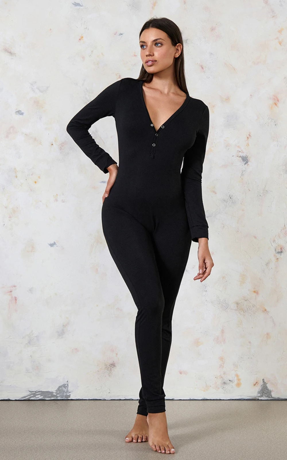 Levoire | Pyjama Femme Élégant Noir Avec Ouverture Pratique