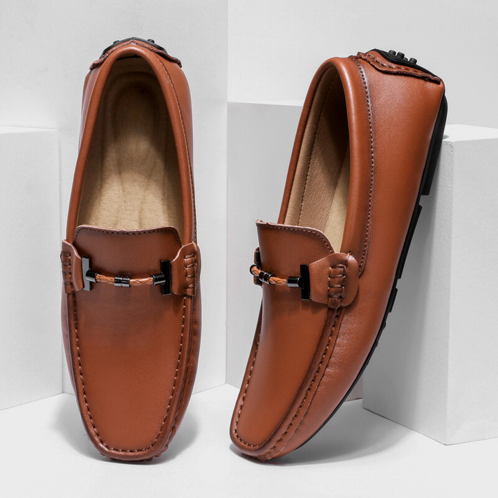 Levoire | Mocassins Élégants Avec Des Détails Métalliques