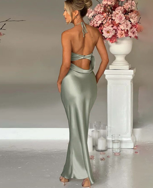 Levoire | Robe Ajustée à Décolleté Plongeant et Dos Ouvert