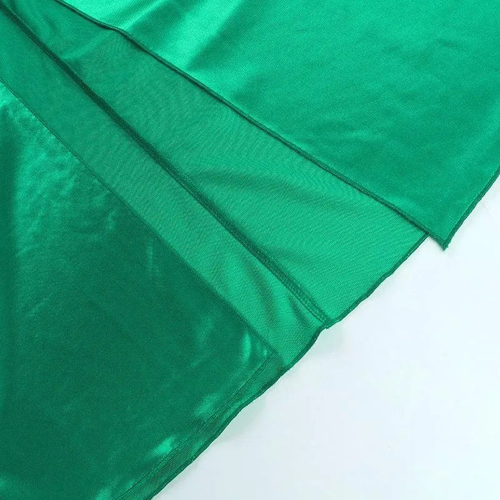 Levoire | Robe femme en satin avec décolleté et bretelle asymétrique