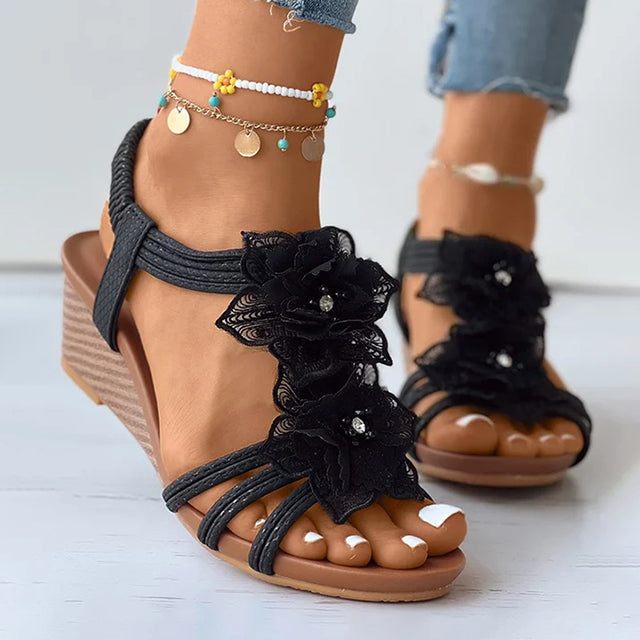 Levoire | Beaux Sandales À Talons Hauts Avec Détails En Fleurs Pour Femmes Noir