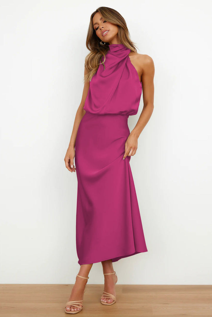Levoire | Robe Longue En Satin Avec Col Halter Rosa