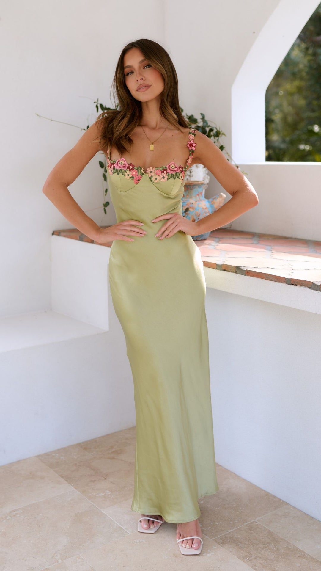 Levoire | Maxi Robe Avec Détails De Fleurs