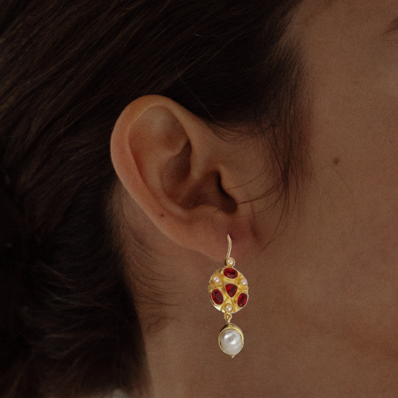 Levoire | Décorations En Pierres Précieuses Rouges Boucles D'Oreilles Dorées En Forme De Goutte