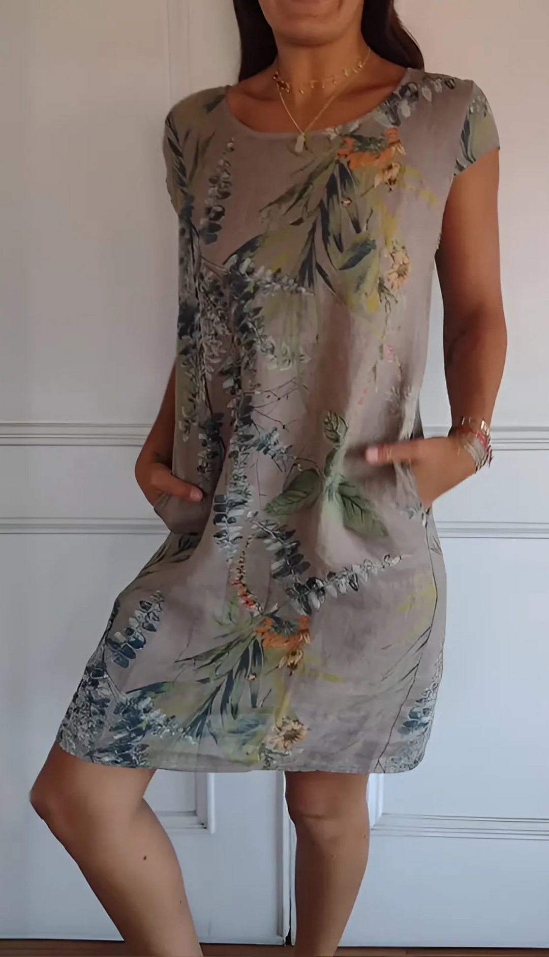 Levoire | Robe Élegante Confortable À Col Rond Marron