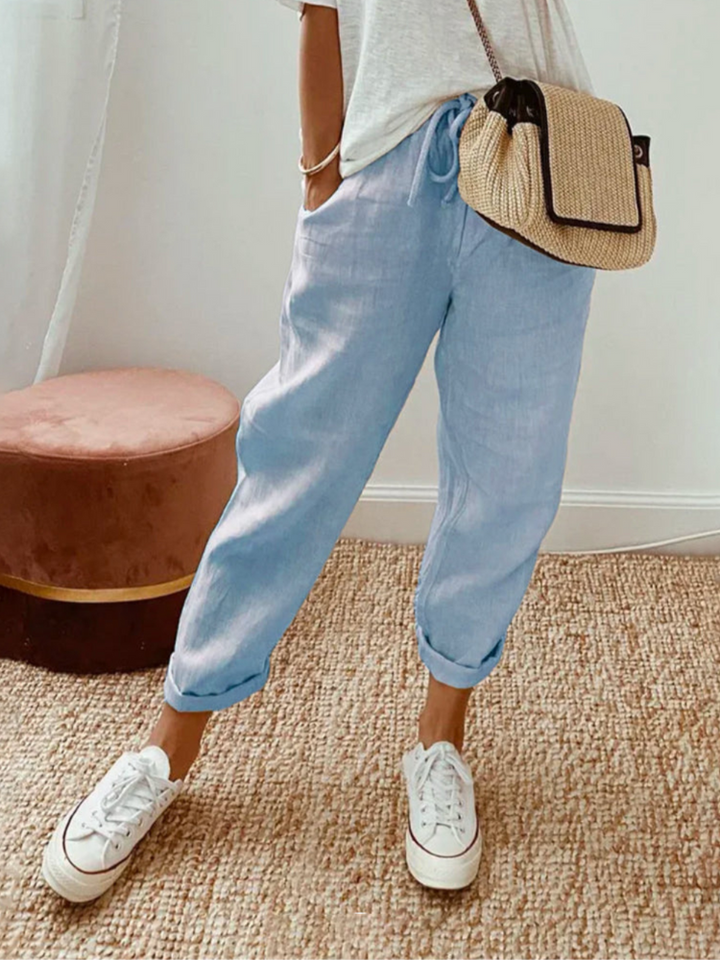 Levoire | Pantalon De Costume Pour Femmes À La Coupe Élégante Bleu