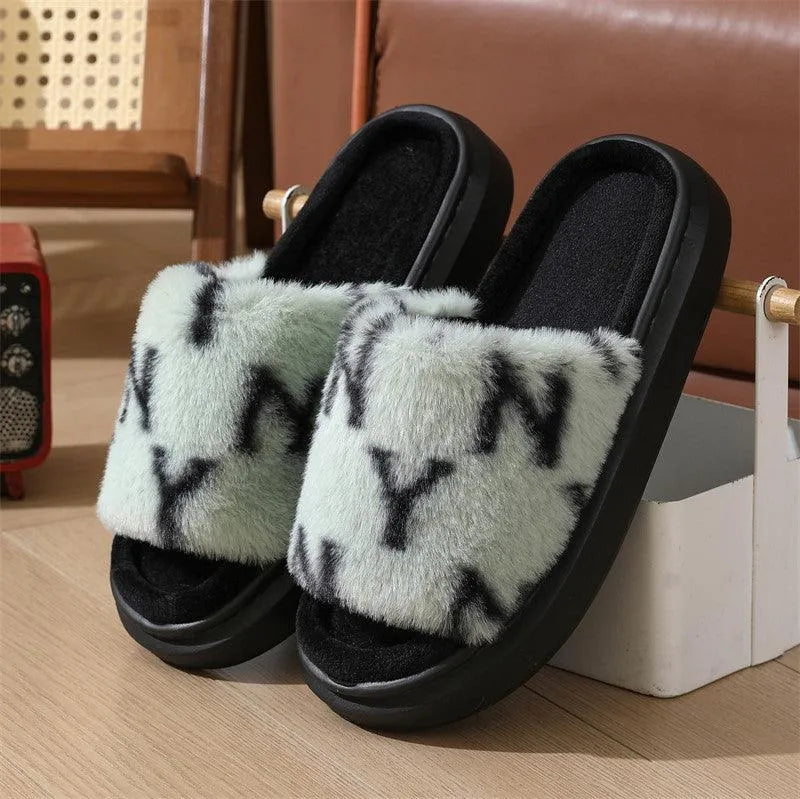 Levoire | Fuzzy Chaussures avec Imprimé en Lettre Hellogreen
