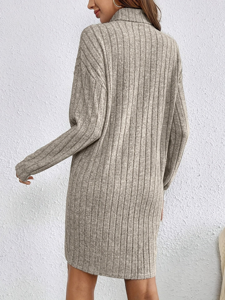Levoire | Robe À Col Montant Combinée Avec Manches Longues En Matériau Tricoté