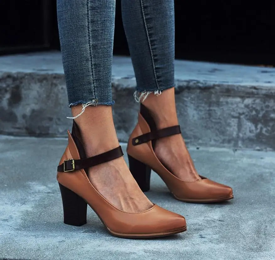 Levoire | Talons élégants et glamours Braun