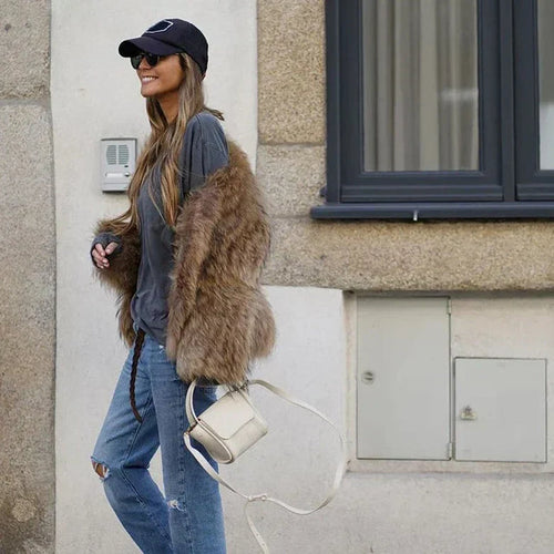 Levoire | Veste Pour Femmes Avec Un Design Moderne, Idéale Pour Chaque Occasion, Tendance Veste Pour Femmes Avec Un Design Moderne, Idéale Pour Chaque Occasion.