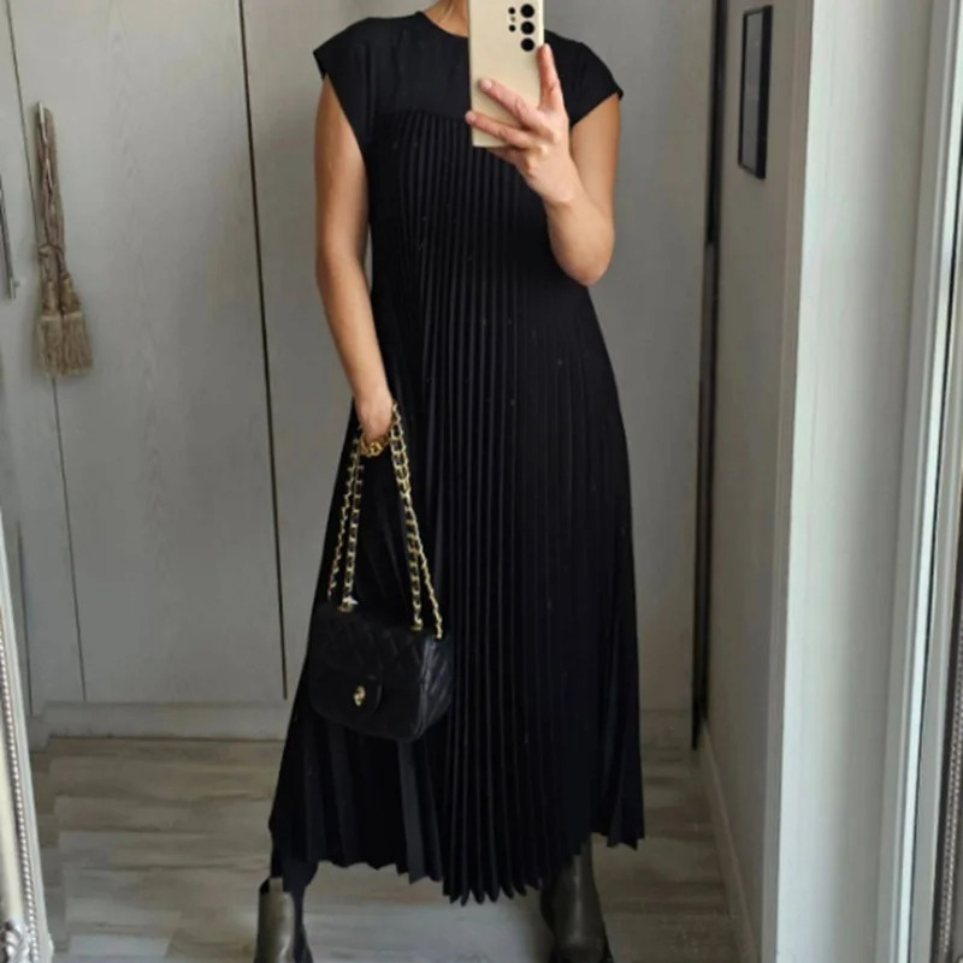 Levoire | Robe Plissée Légère Élégante Noir