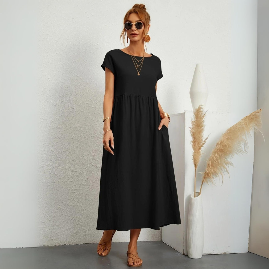 Levoire | Robe Fluide Avec Élégance Discrète Noir