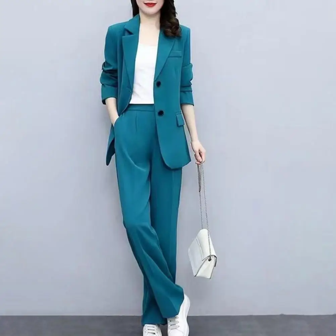Levoire | Costume Élégant Pour Femmes Sininen