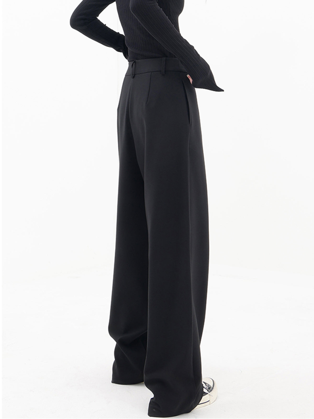 Levoire | Pantalons Baggy Asymétriques