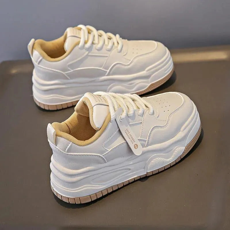 Levoire | Baskets pour femmes avec talon Beige
