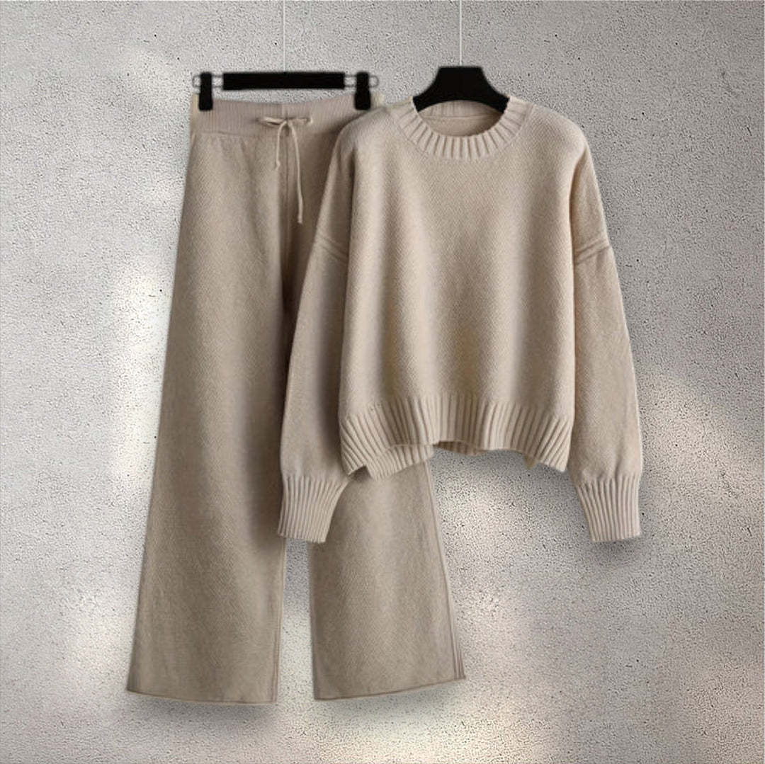 Levoire | Ensemble brodé relaxant Beige Une taille (S-2XL)