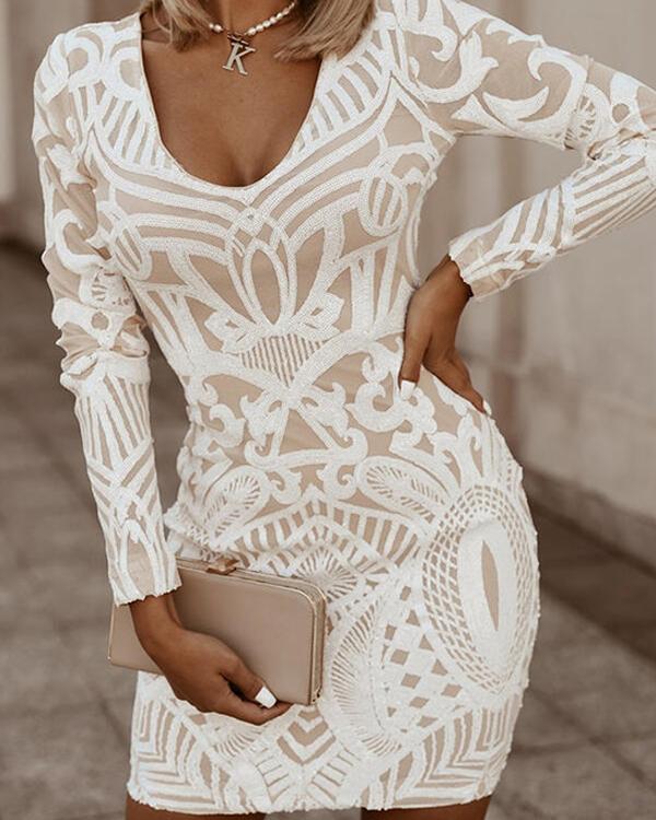 Levoire | Mini Robe Élégante Bien Ajustée Avec Décolleté En V Et Manches Longues Blanc