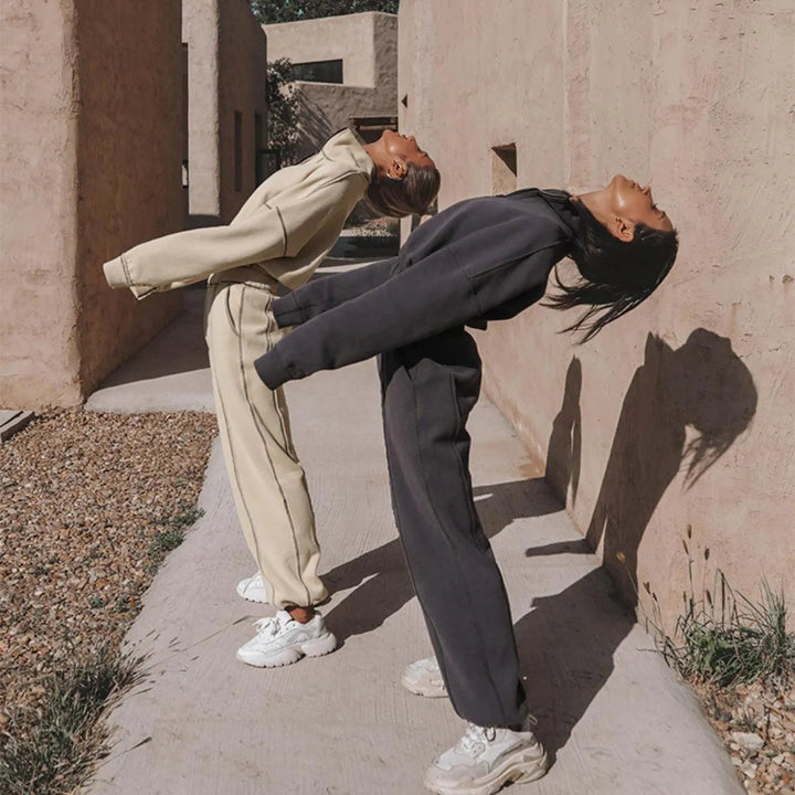 Levoire | Crop Top et pantalons droits larges