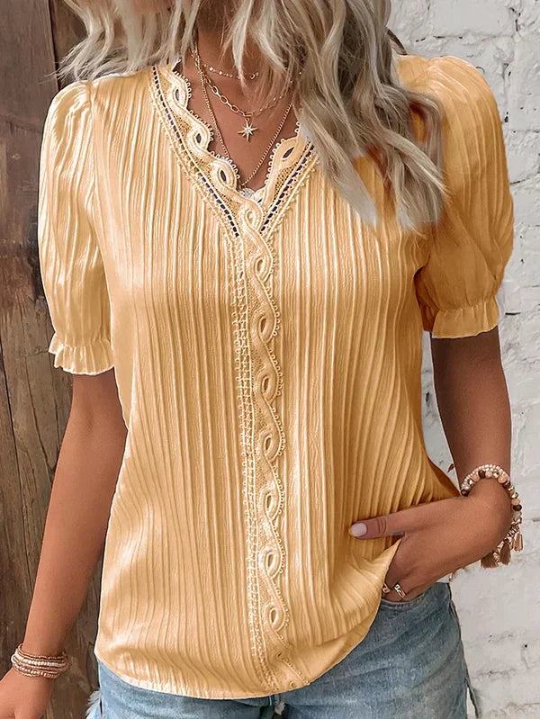 Levoire | Chemise élégante en dentelle avec décolleté en V Jaune