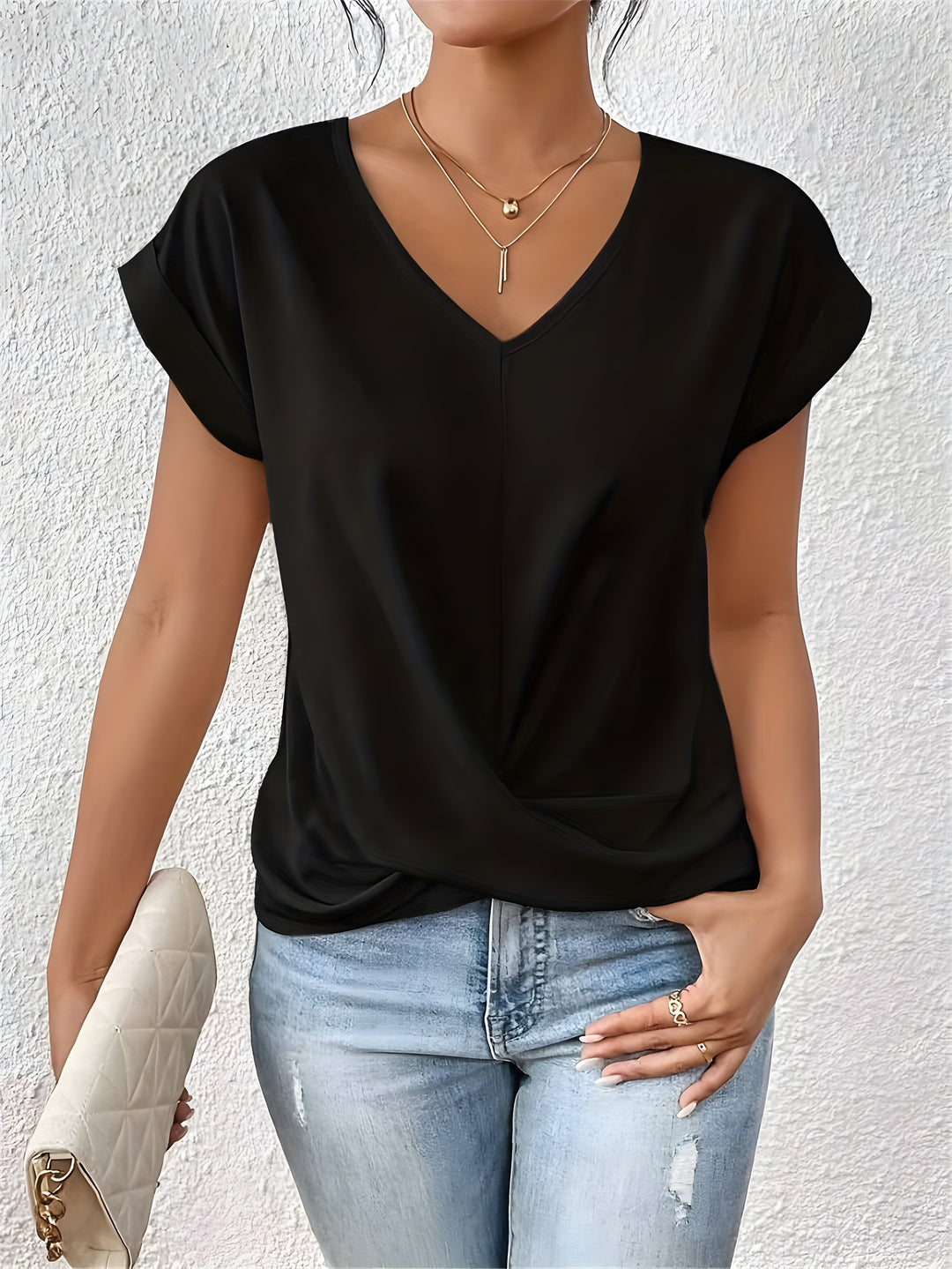 Levoire | Chemise À Col En V Pour Tenues Décontractées Noir