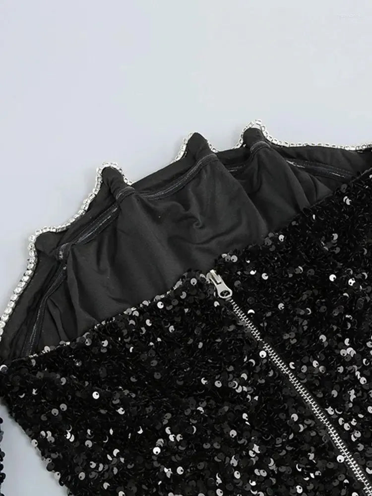 Levoire | Épaules Mesh Paillettes Diamants Noirs Robes Bodycon
