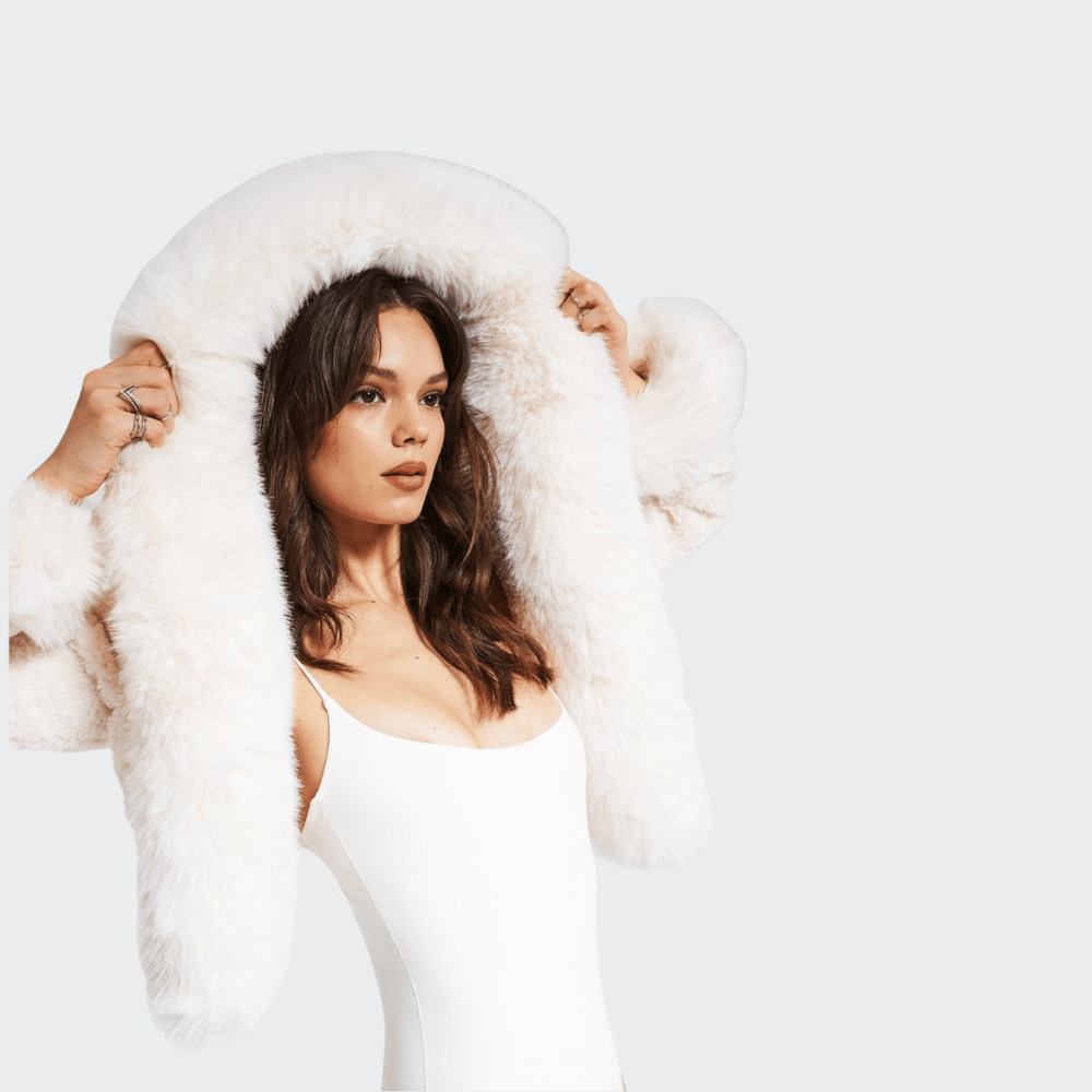 Levoire | Manteau En Fausse Fourrure Avec Capuche