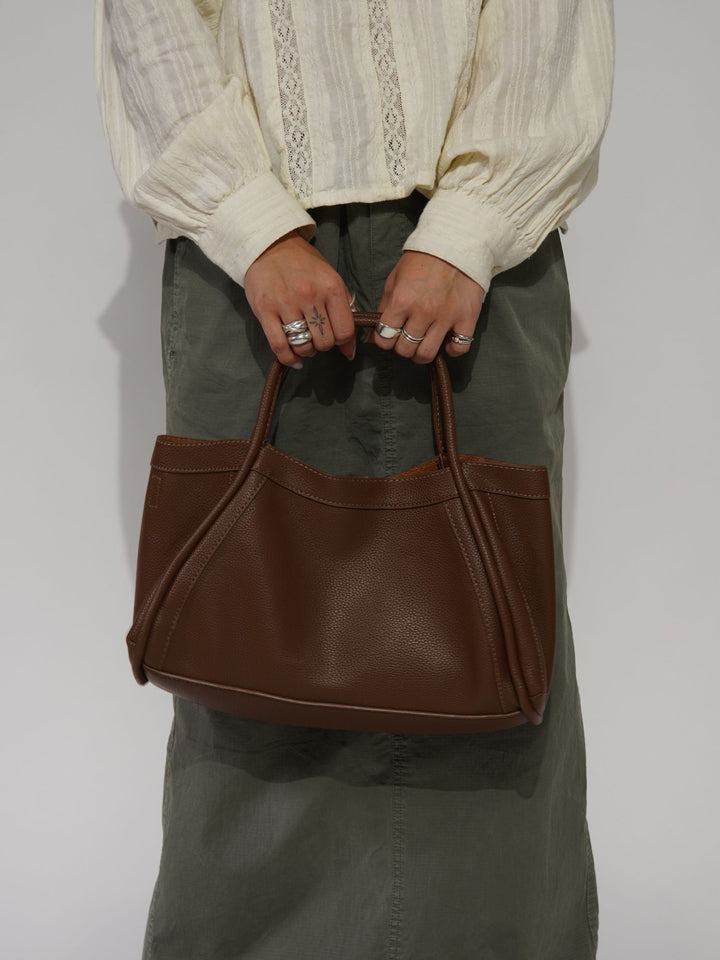 Levoire | Sac À Main Élégant Avec Silhouette Épurée