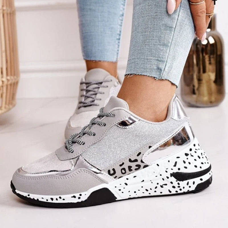 Levoire | Sur la route Tennis pour Femmes Gris