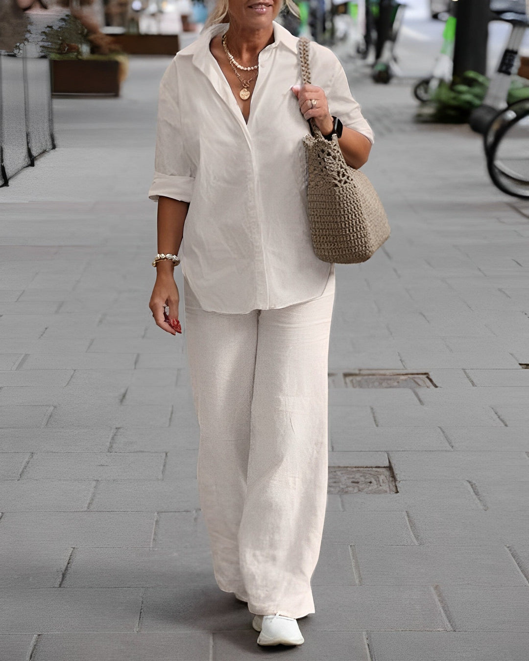 Levoire | Pantalon En Lin Détendu Avec Une Coupe Aérée Pour Femmes Beige