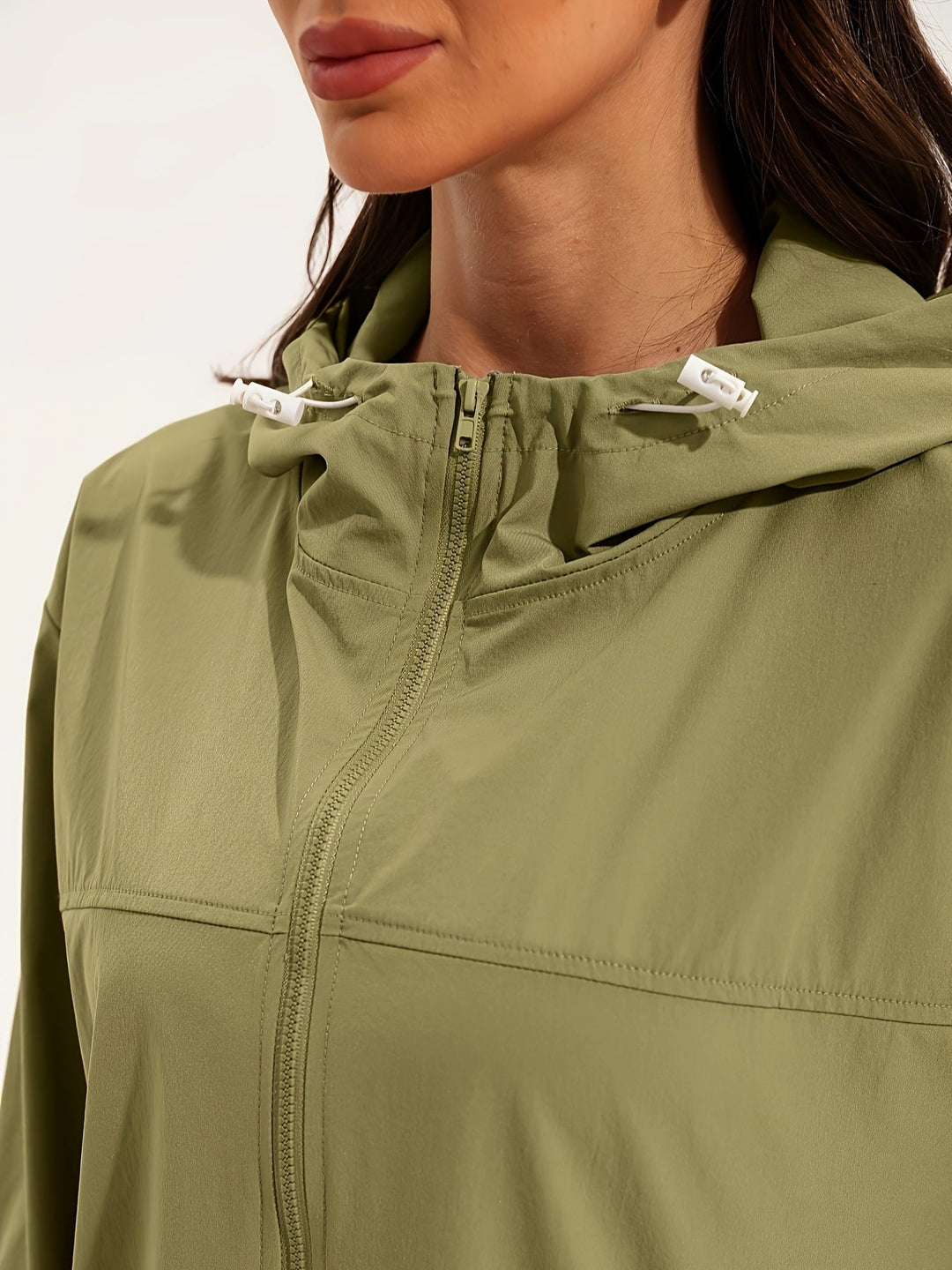 Levoire | Veste De Sport Légère Et Déperlant Avec Capuche