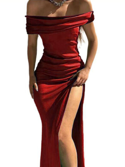 Levoire | Robe Avec Décolleté Et Volants Off-Shoulder