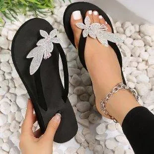 Levoire | Sandales élégantes avec strass