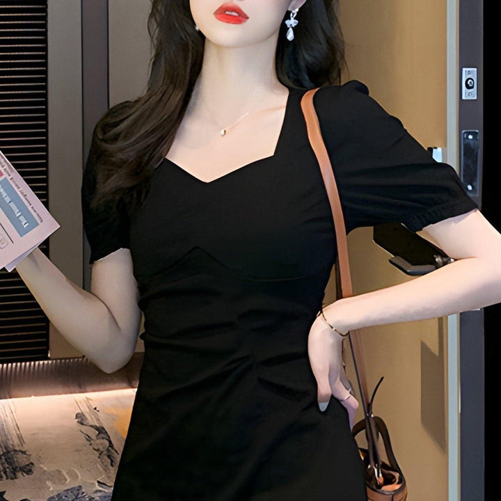 Levoire | Robe Mini Élégante